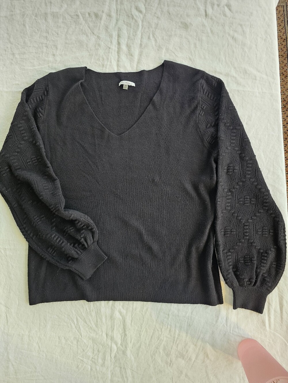 Vila Milano Black V-Neck Sweater with Textured Balloon Sleeves Size XL